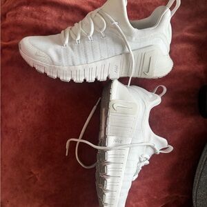 White Nike Metcon Sneakers Brand New